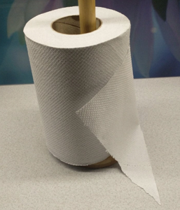 Obrazek Ręcznik papierowy z makulatury biały Ręczniki papierowe z makulatury Cliver R65/1 1 rolka 19,2cm x 65m